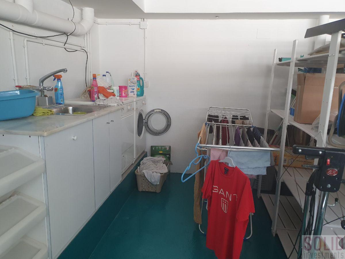 For sale of chalet in Valencia