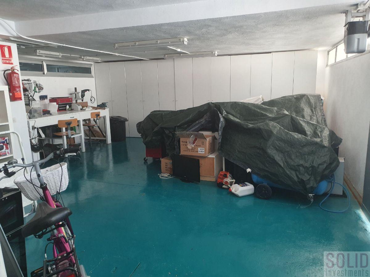 For sale of chalet in Valencia