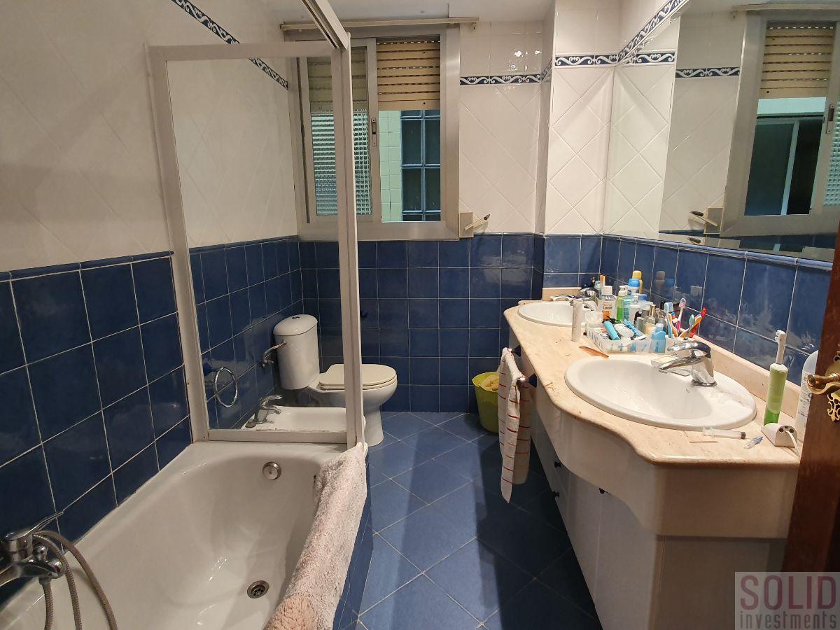For sale of flat in Valencia
