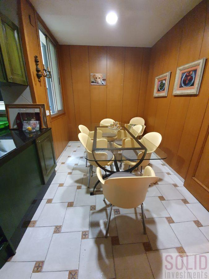 For sale of flat in Valencia
