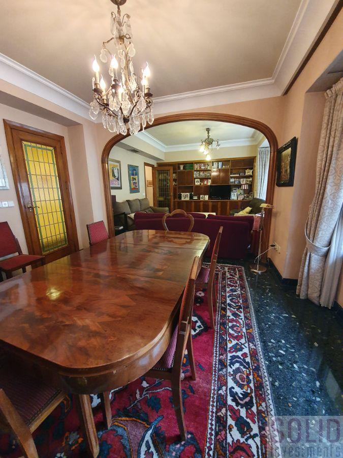 For sale of flat in Valencia