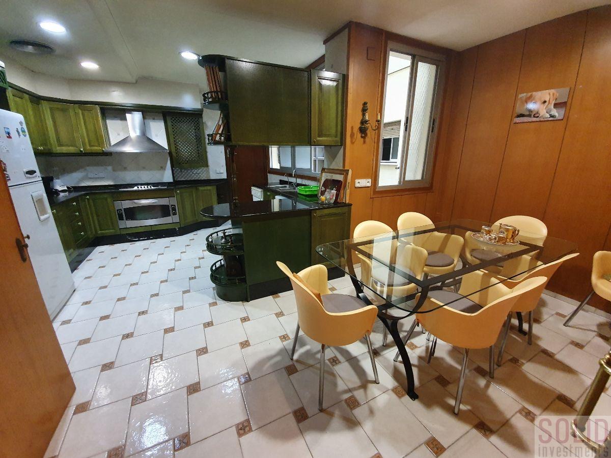 For sale of flat in Valencia