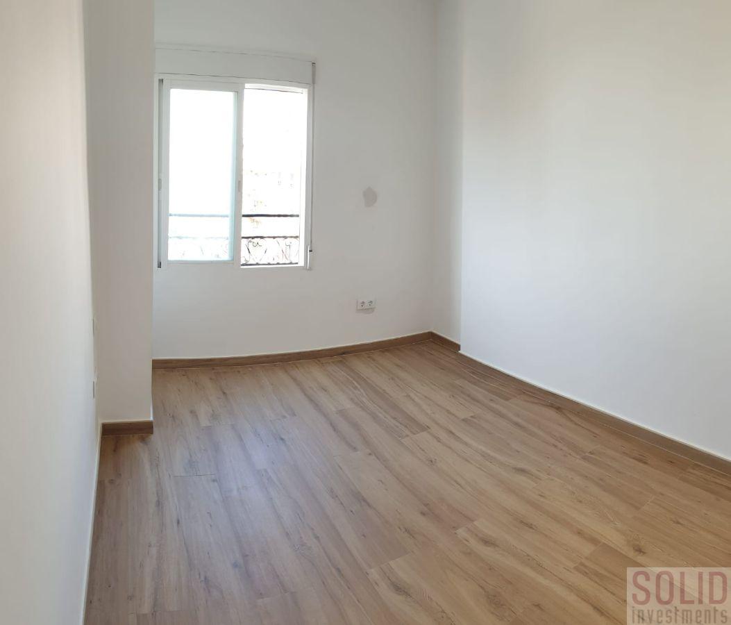 For rent of flat in Valencia