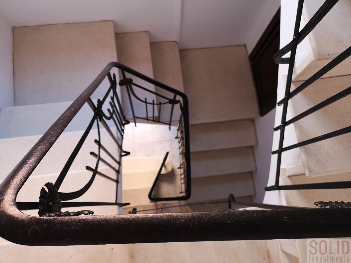 For sale of house in Valencia