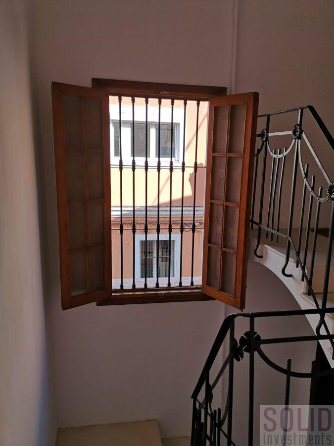 For sale of house in Valencia