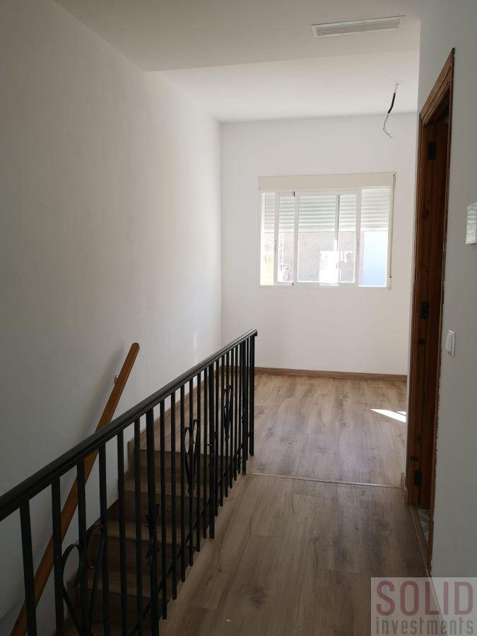 For sale of house in Valencia