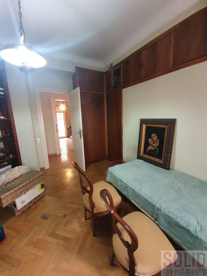 For sale of flat in Valencia