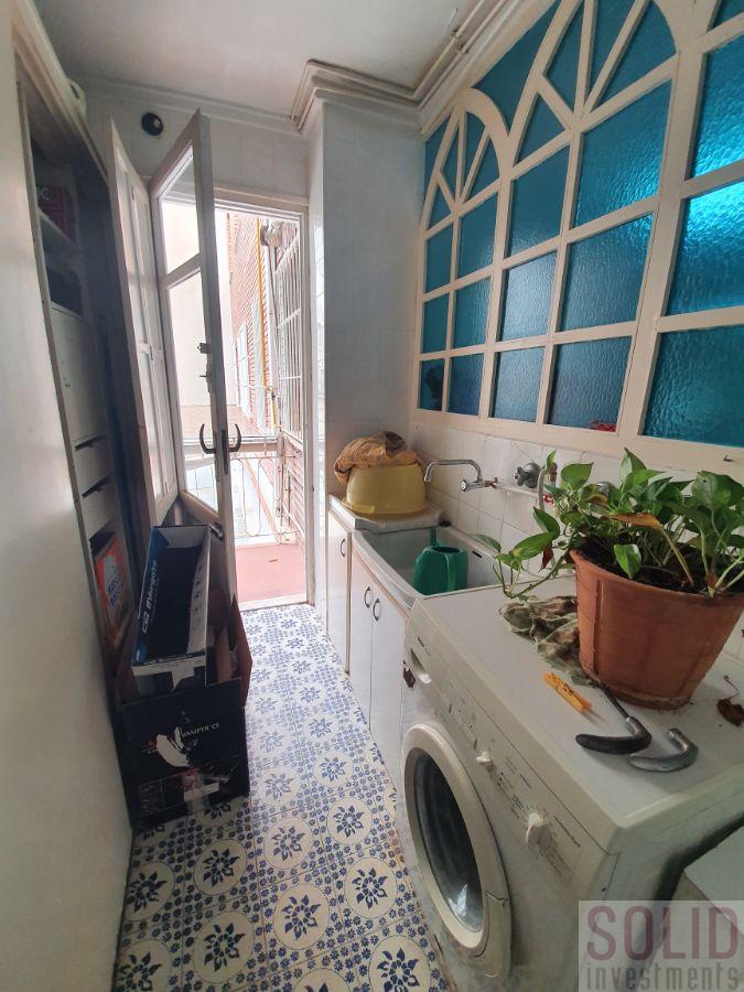 For sale of flat in Valencia