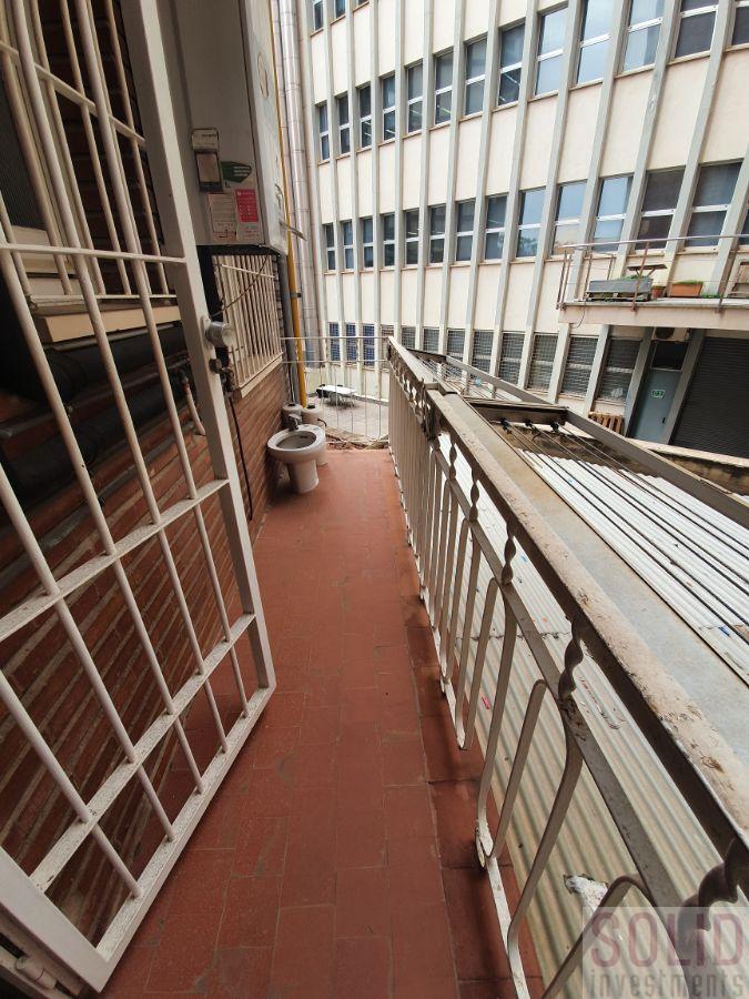 For sale of flat in Valencia