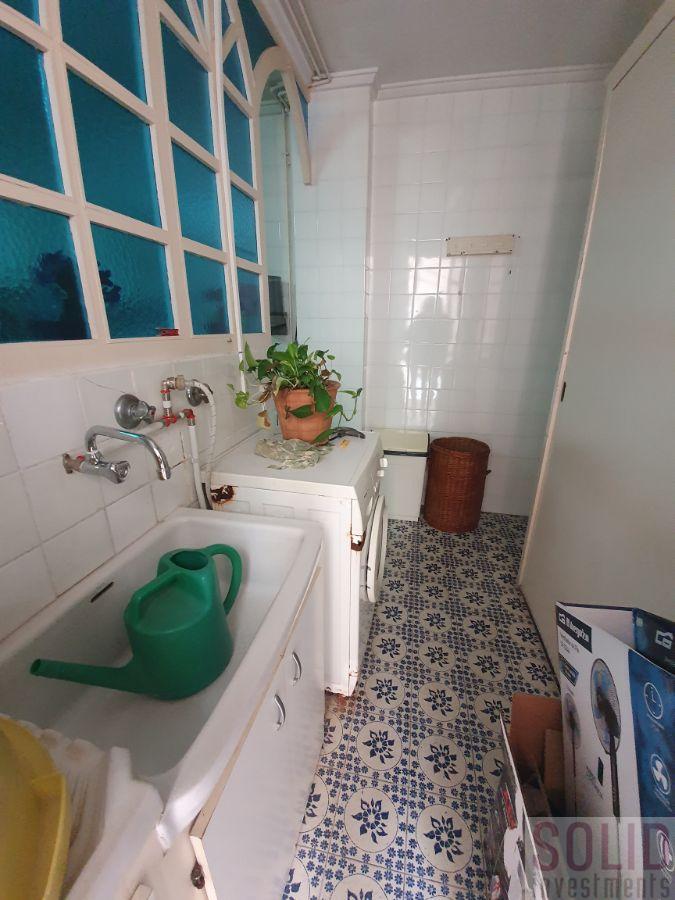 For sale of flat in Valencia