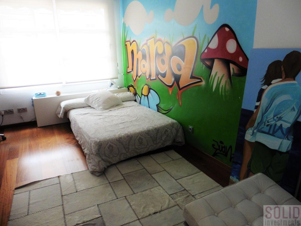 For sale of flat in Valencia