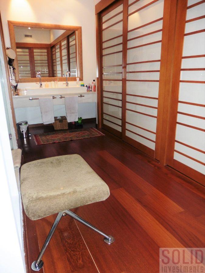 For sale of flat in Valencia