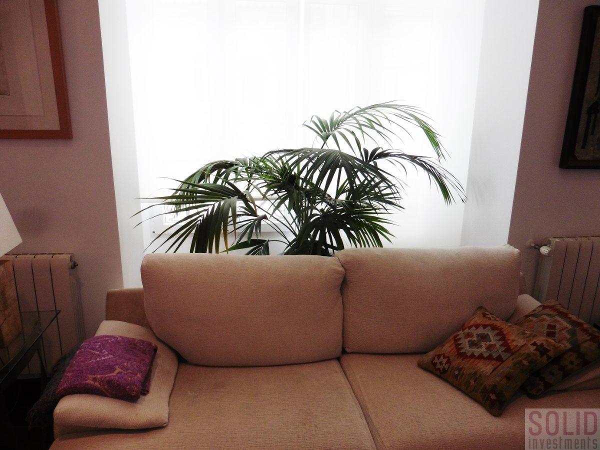 For sale of flat in Valencia