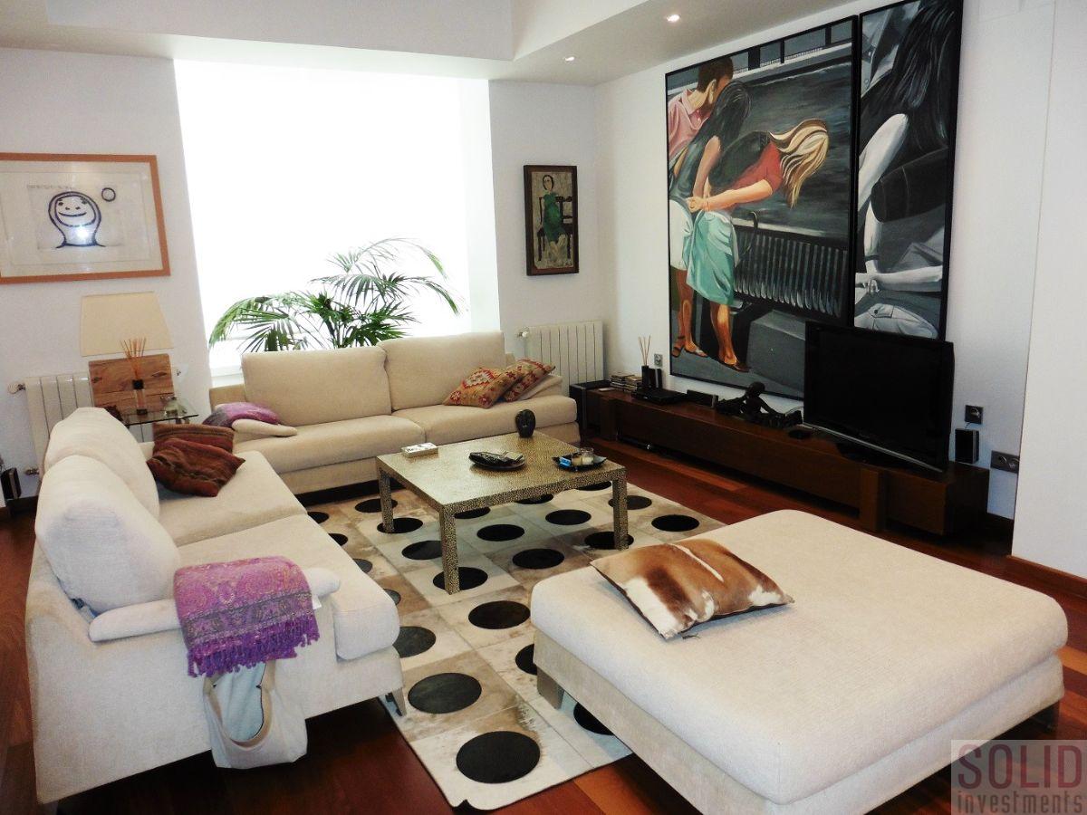 For sale of flat in Valencia