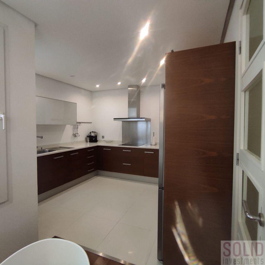 For sale of flat in Valencia