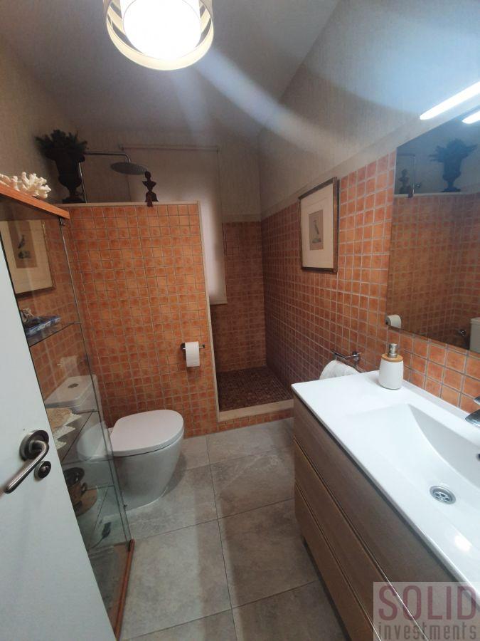 For sale of flat in Valencia