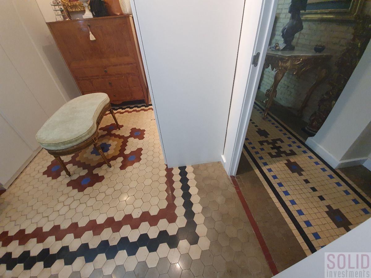 For sale of flat in Valencia