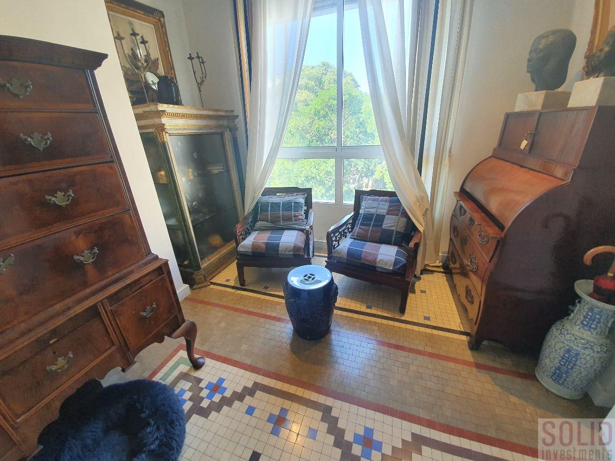 For sale of flat in Valencia