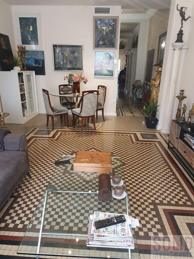 For sale of flat in Valencia