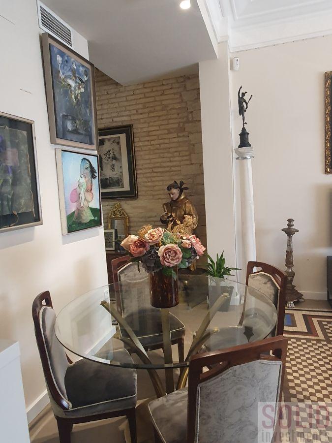 For sale of flat in Valencia