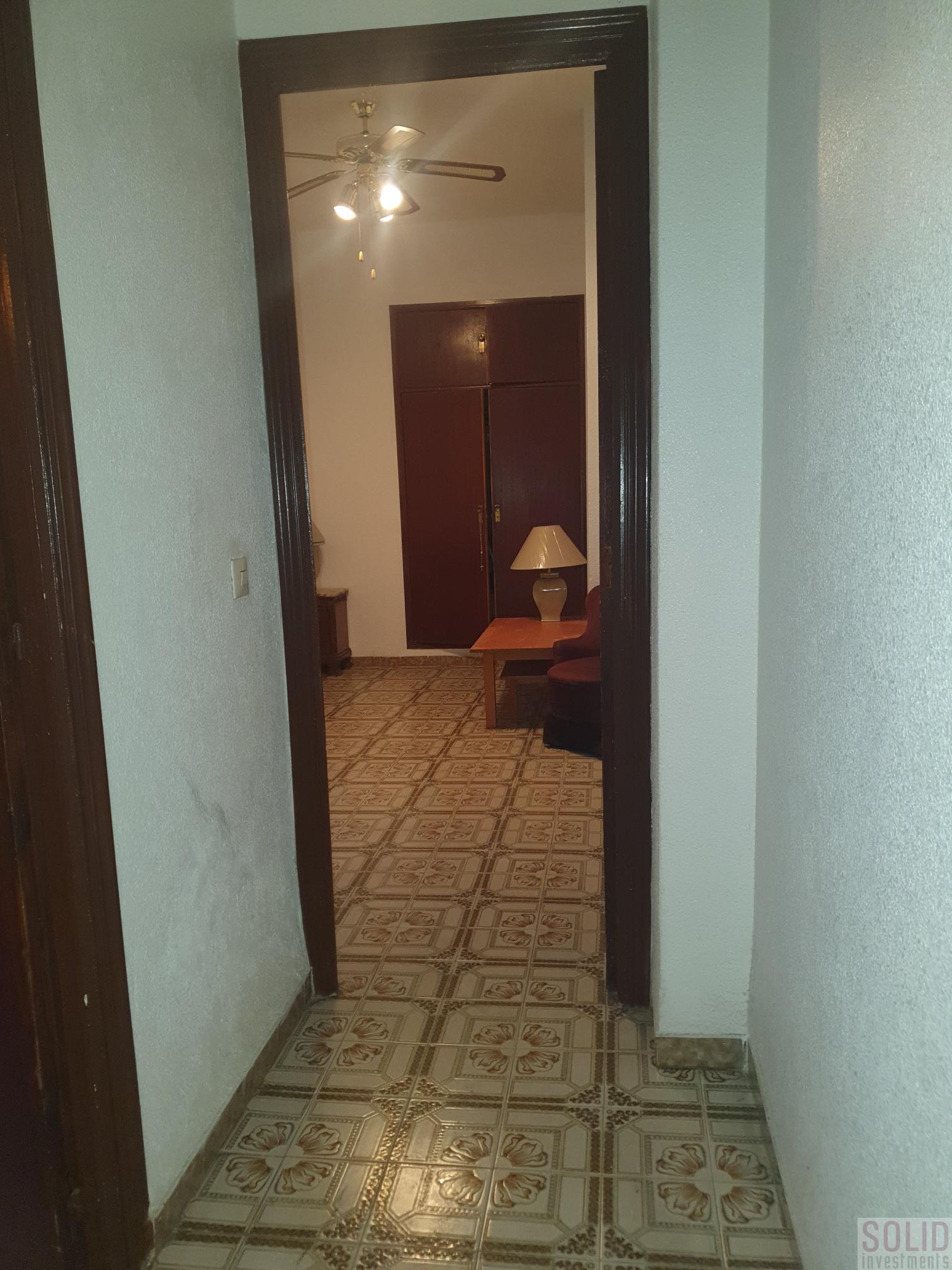 For sale of flat in Valencia