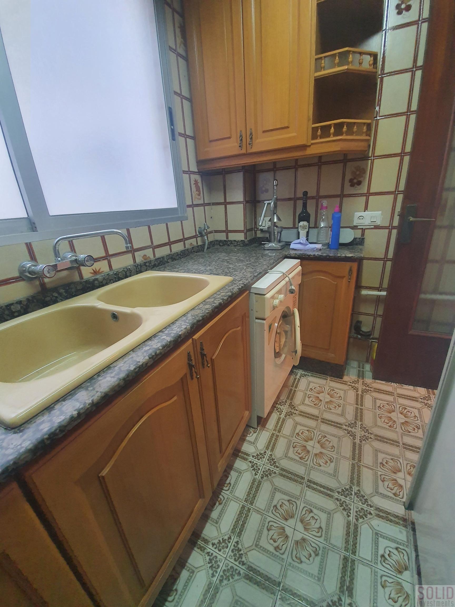 For sale of flat in Valencia