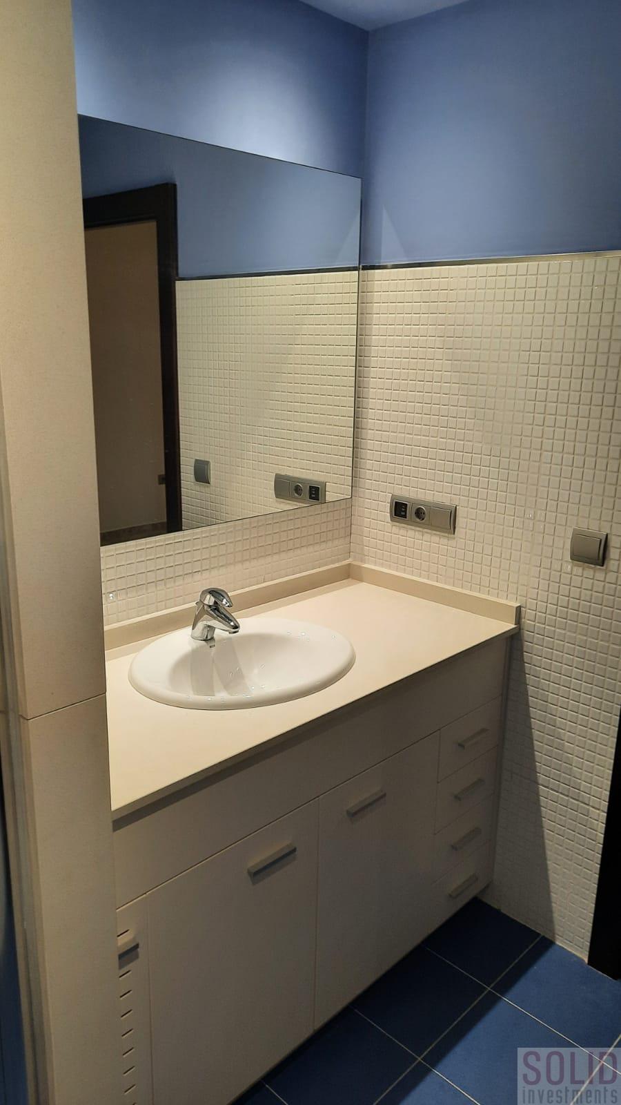 For rent of chalet in Valencia