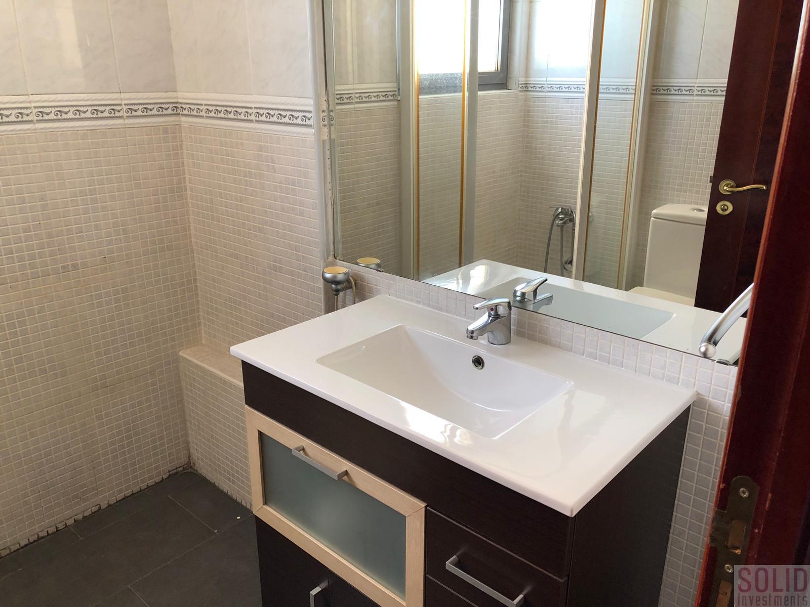 For sale of flat in Valencia