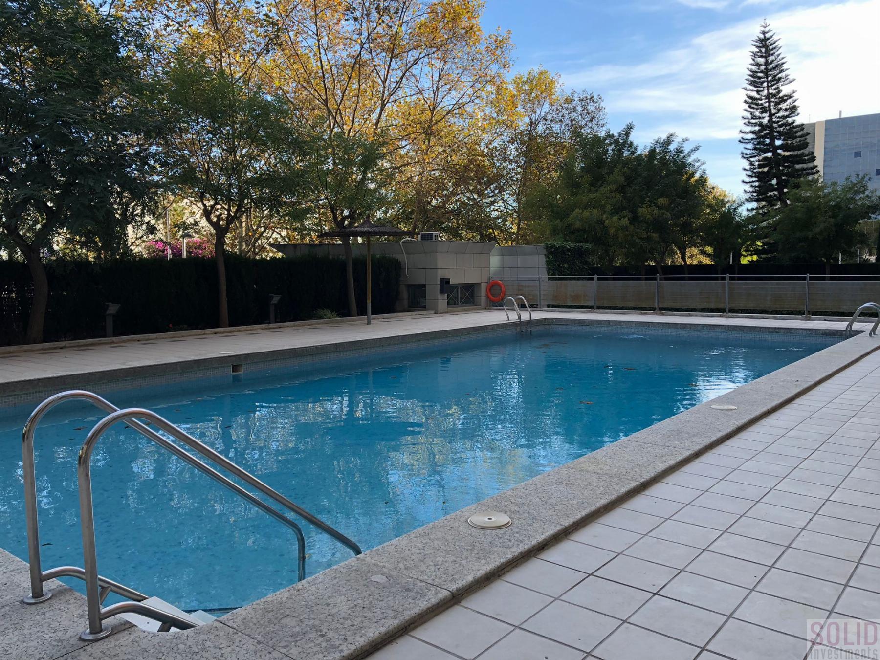 For sale of flat in Valencia