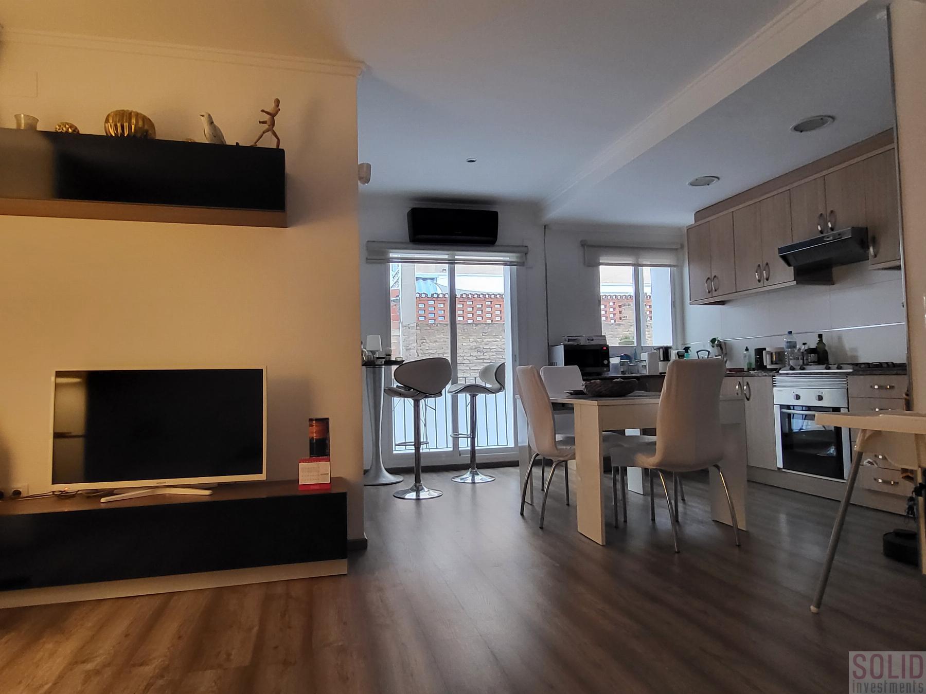 For sale of flat in Valencia