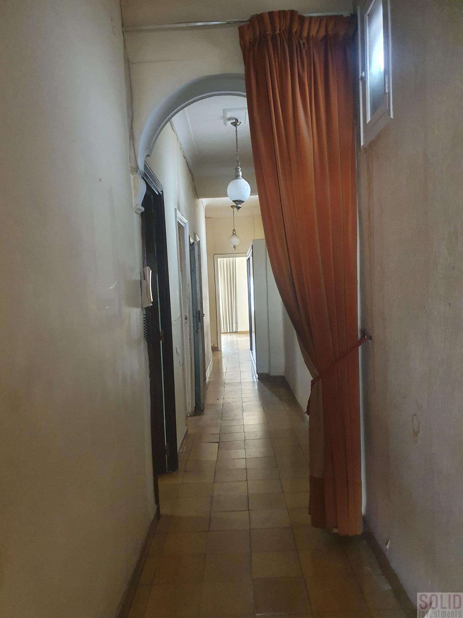 For sale of flat in Valencia