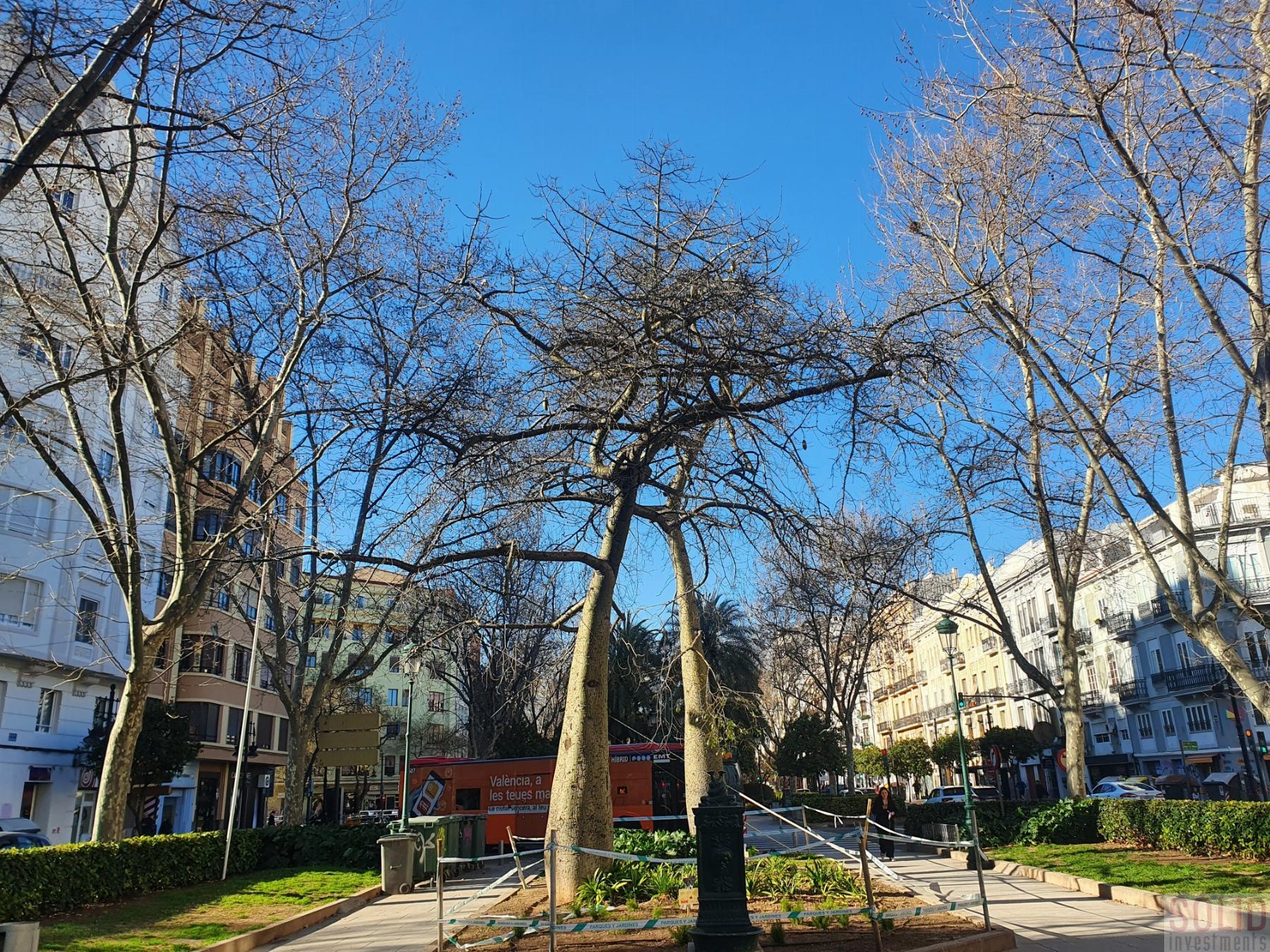 For sale of flat in Valencia