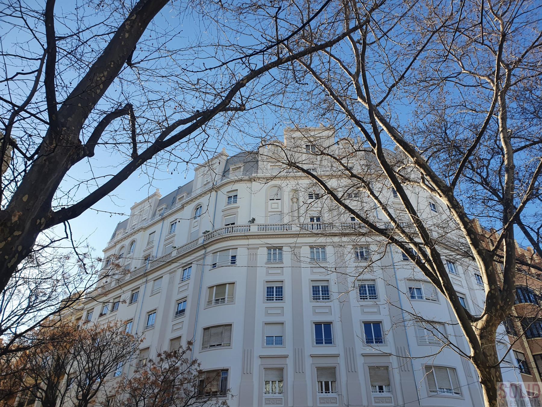For sale of flat in Valencia