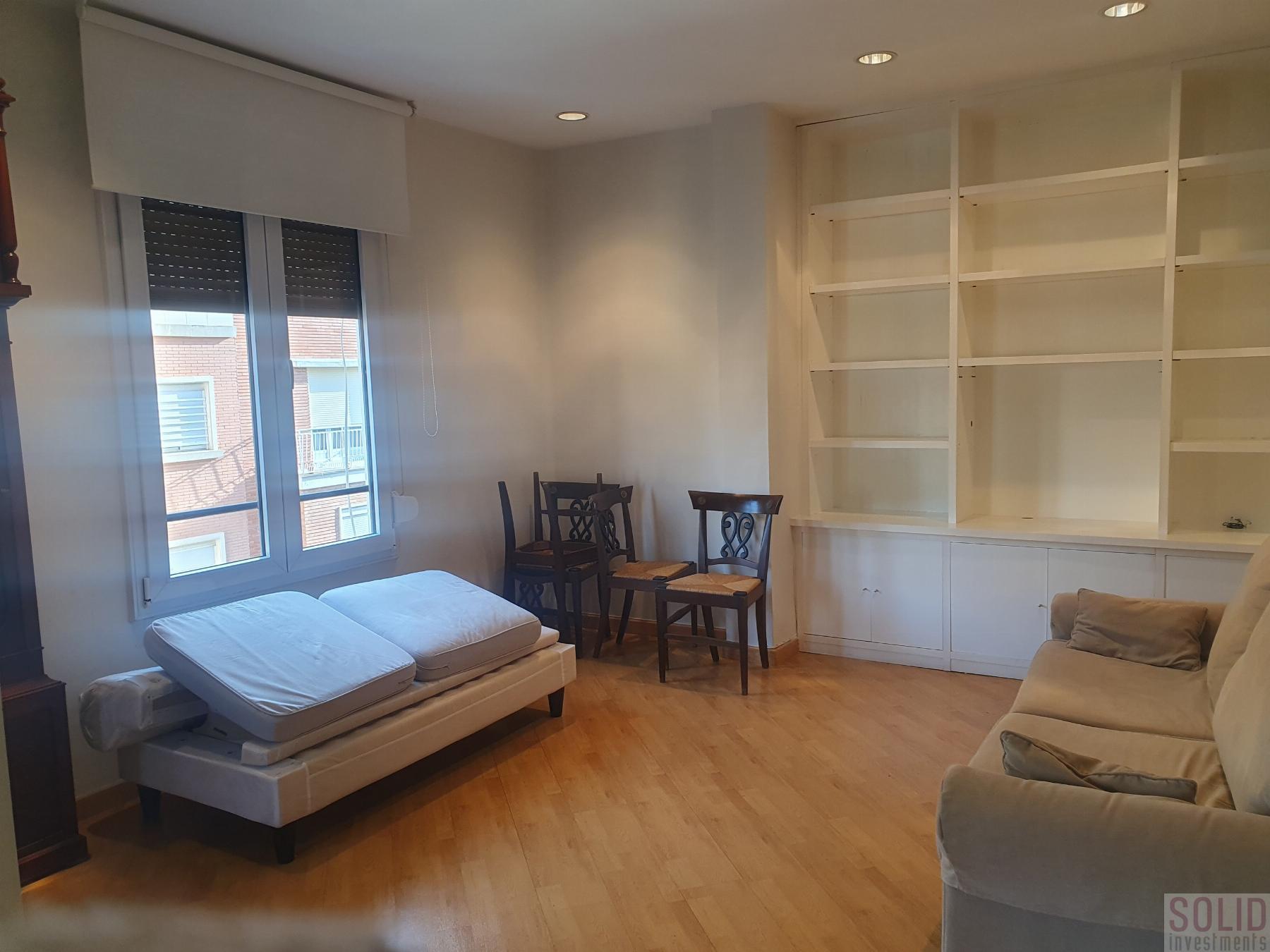 For sale of flat in Valencia