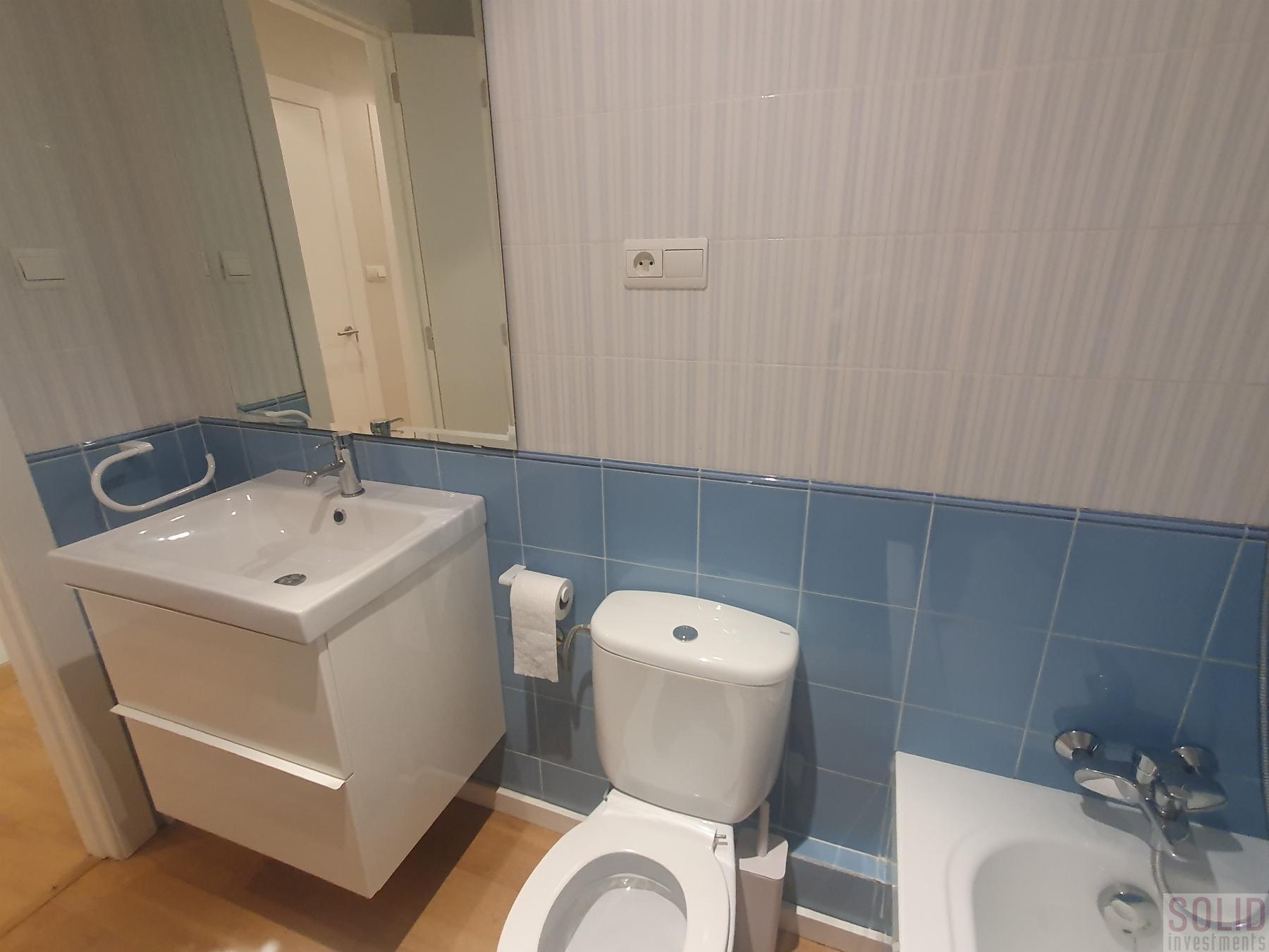 For sale of flat in Valencia