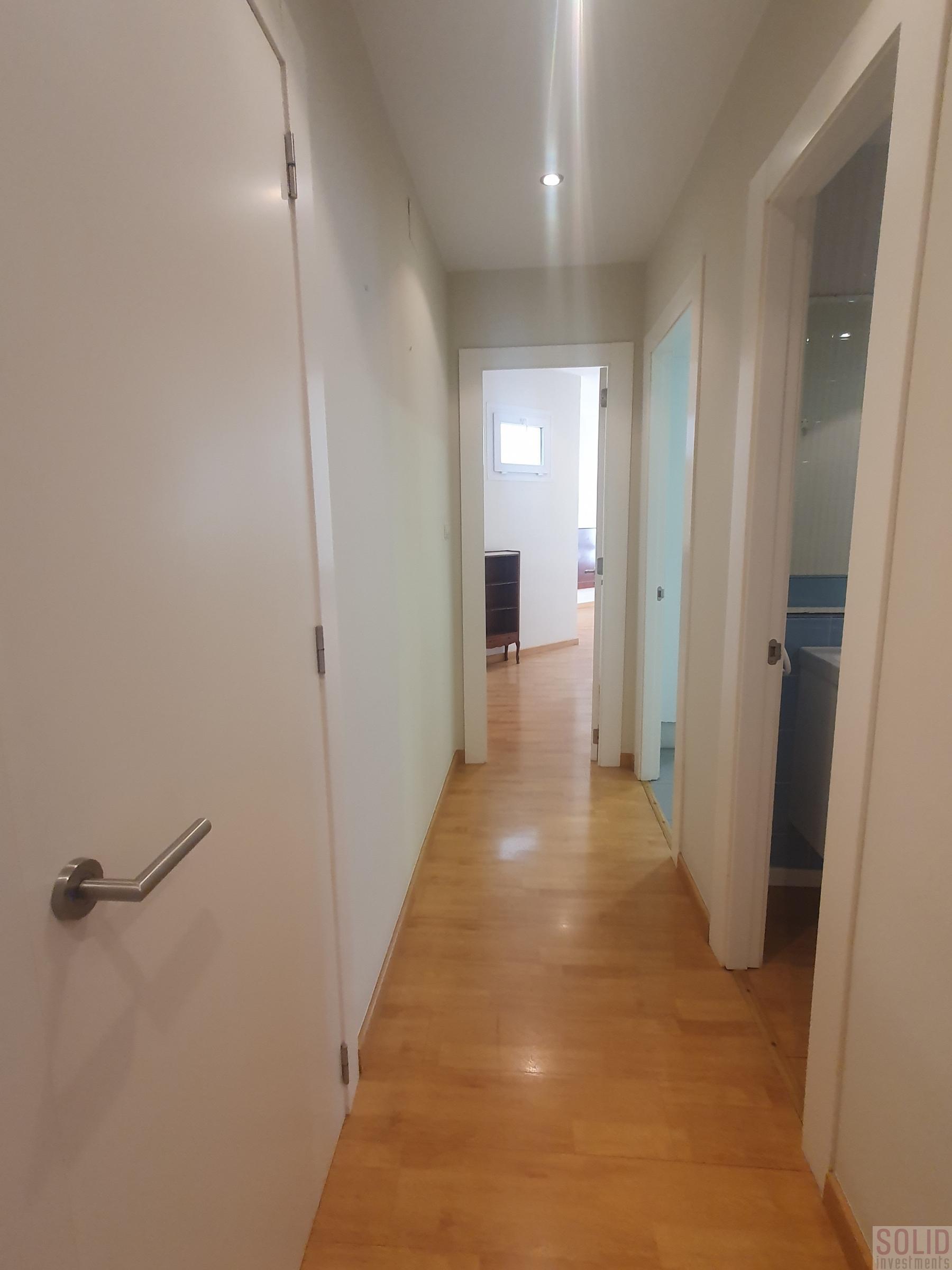 For sale of flat in Valencia