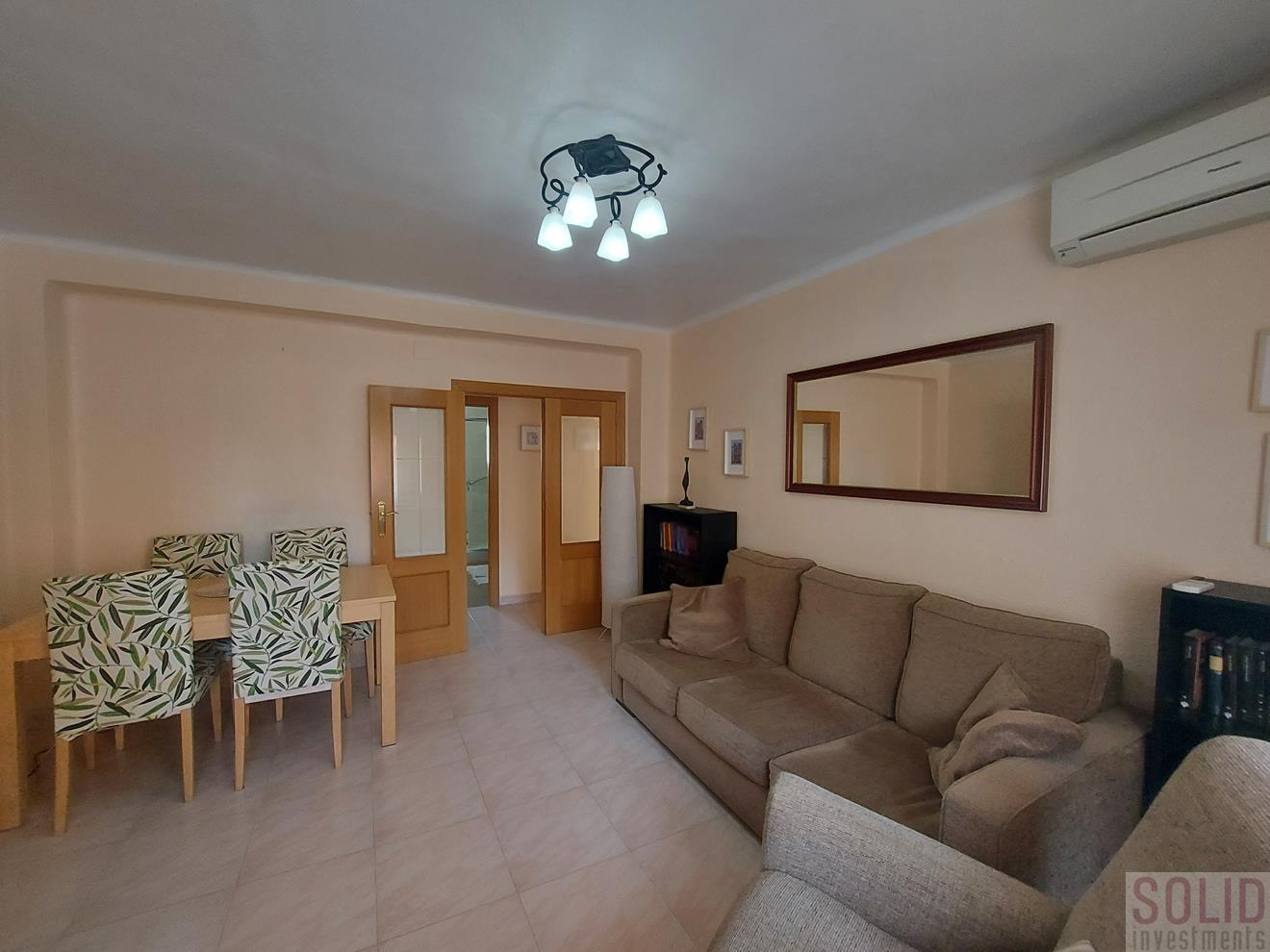 For sale of flat in Valencia