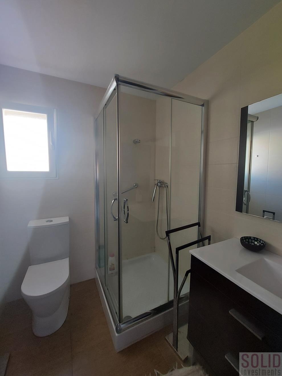 For sale of flat in Valencia