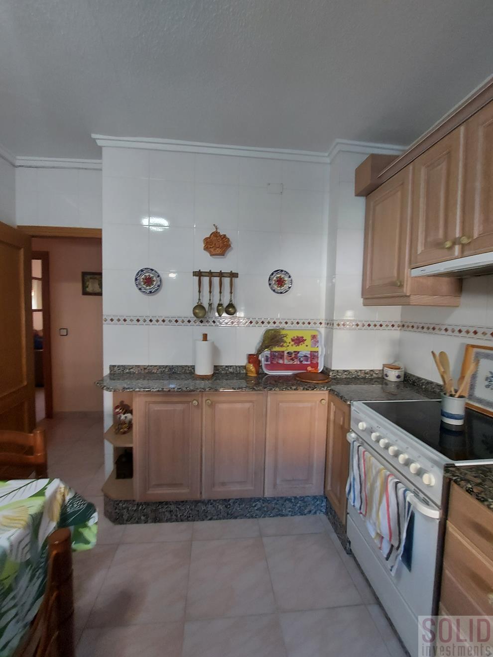 For sale of flat in Valencia