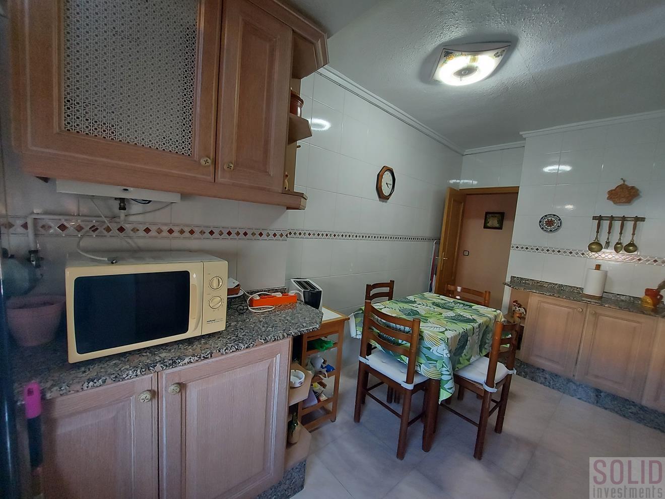 For sale of flat in Valencia