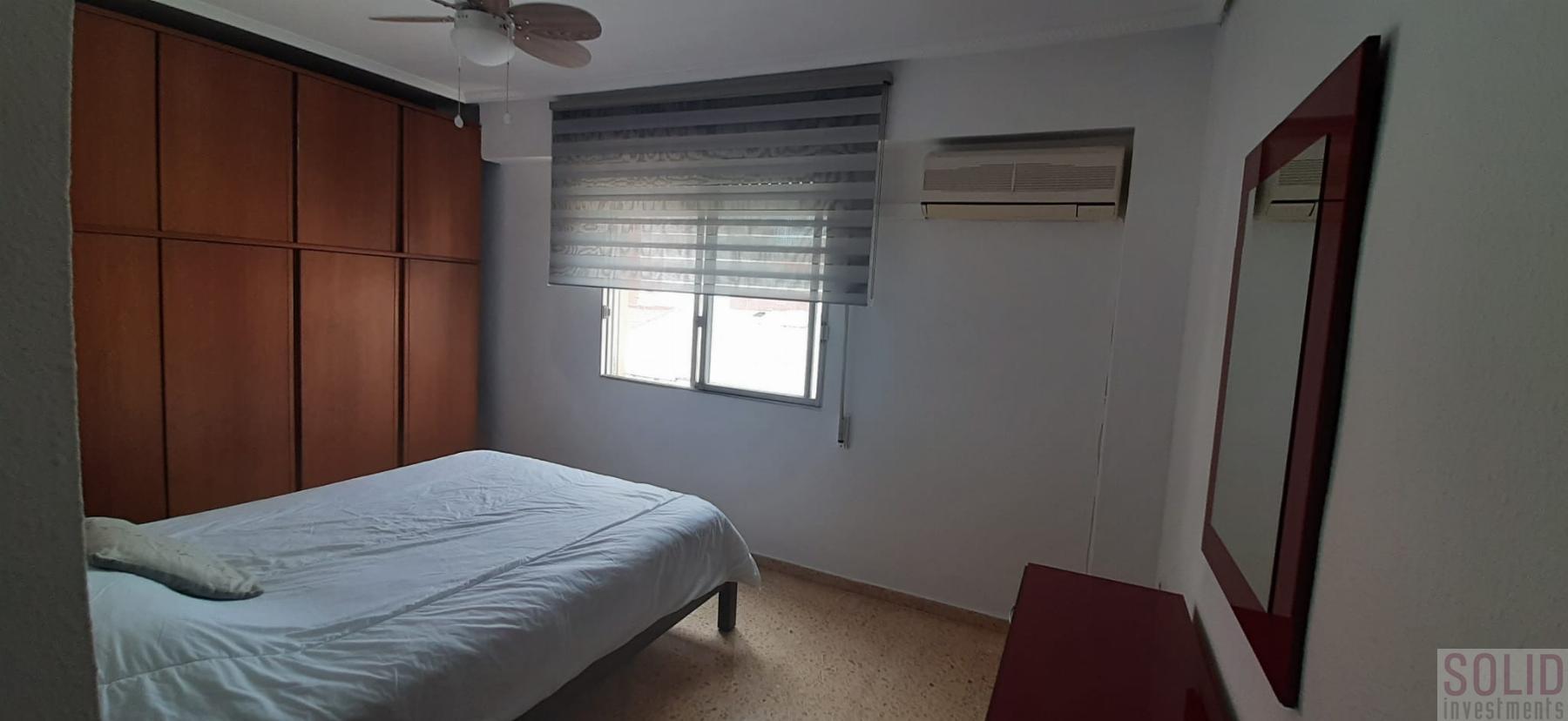 For sale of flat in Valencia