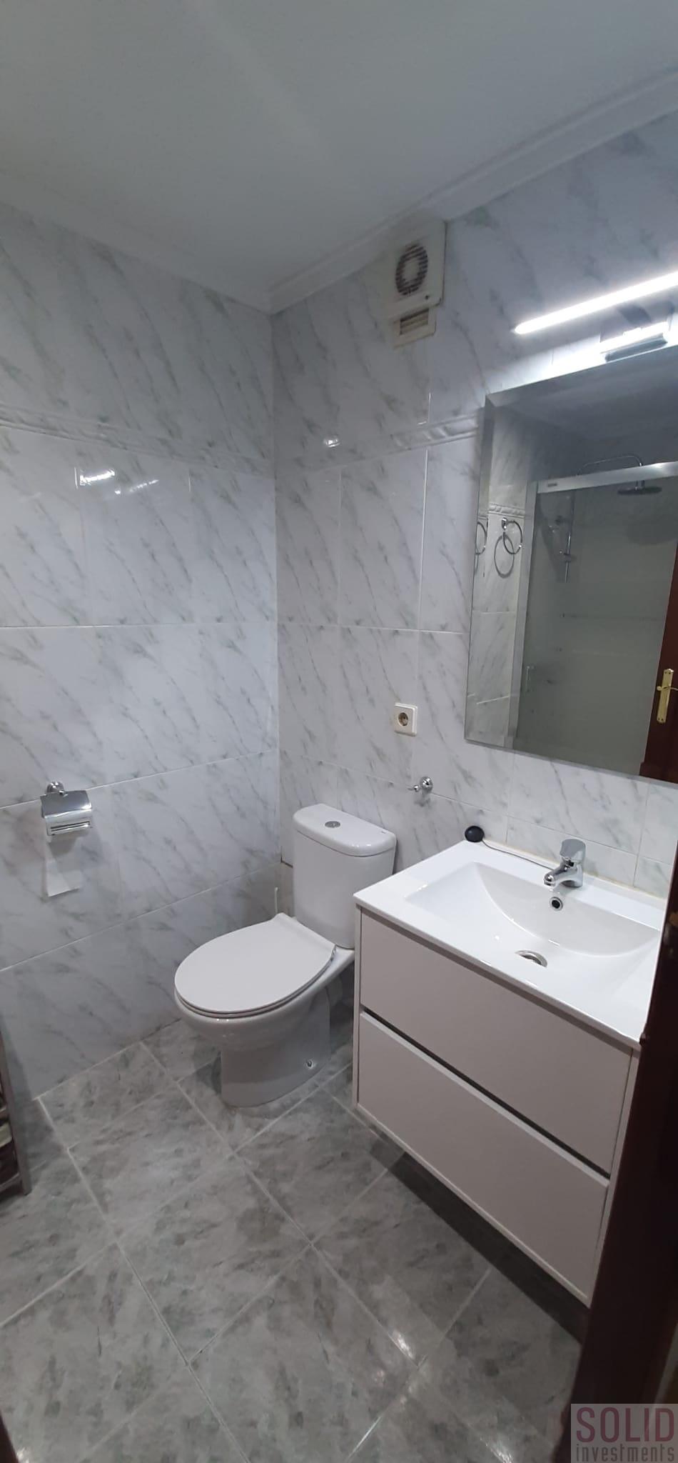 For sale of flat in Valencia