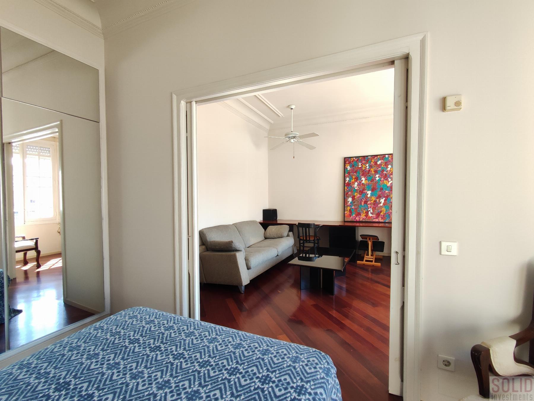 For sale of flat in Valencia