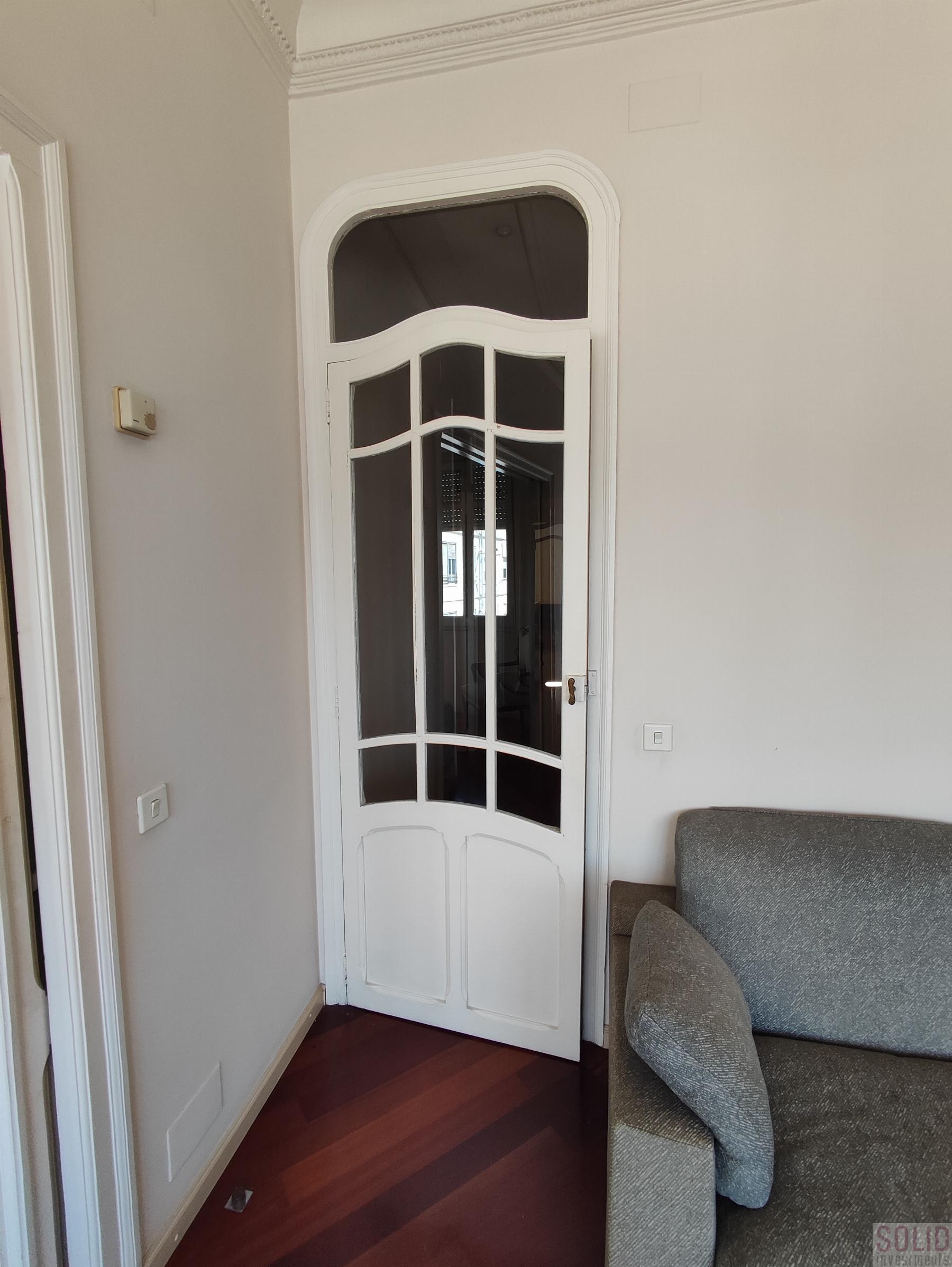 For sale of flat in Valencia