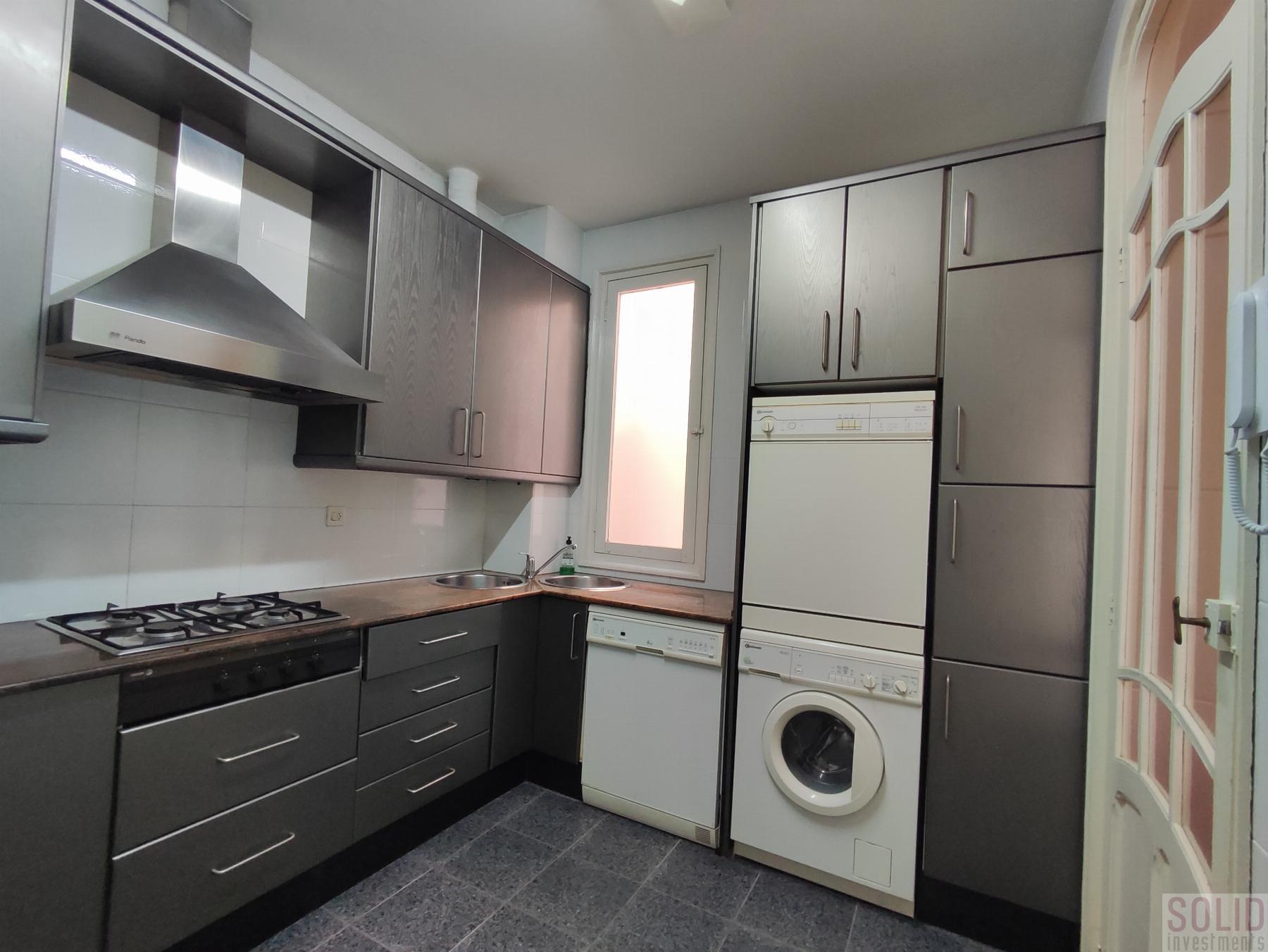 For sale of flat in Valencia