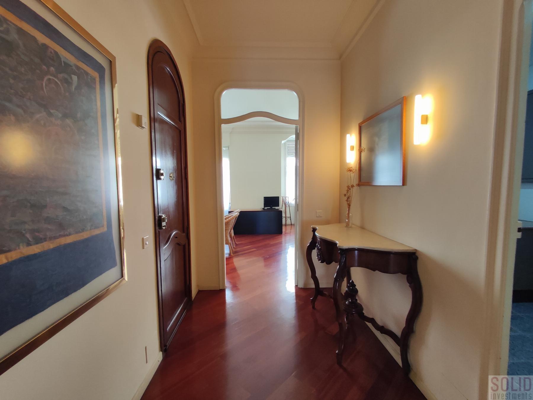 For sale of flat in Valencia