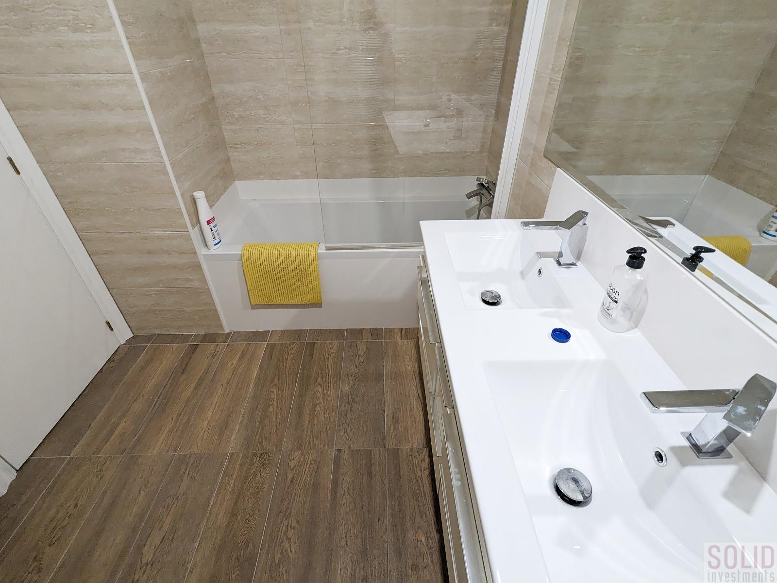 For sale of flat in Valencia