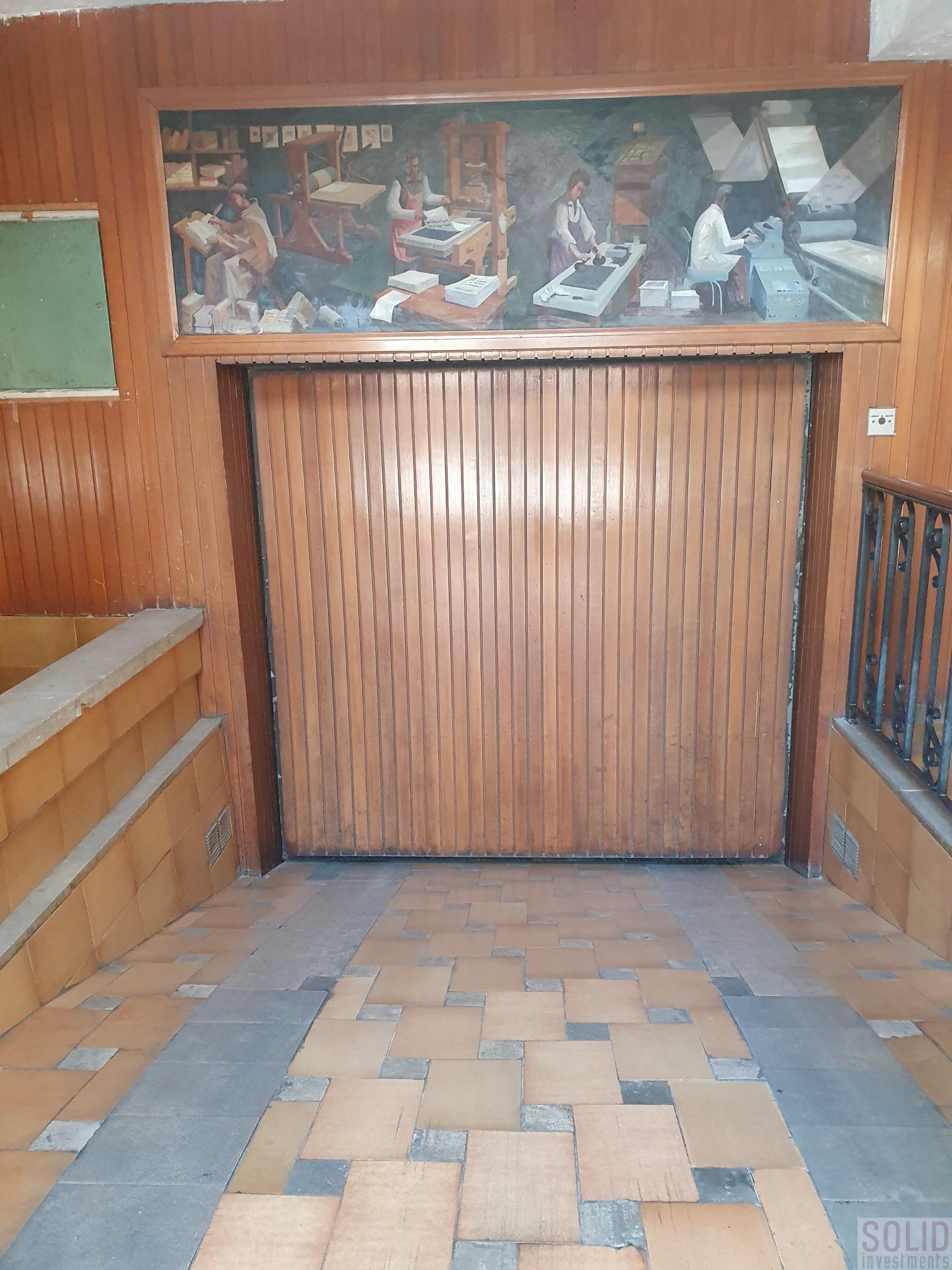 For sale of flat in Valencia