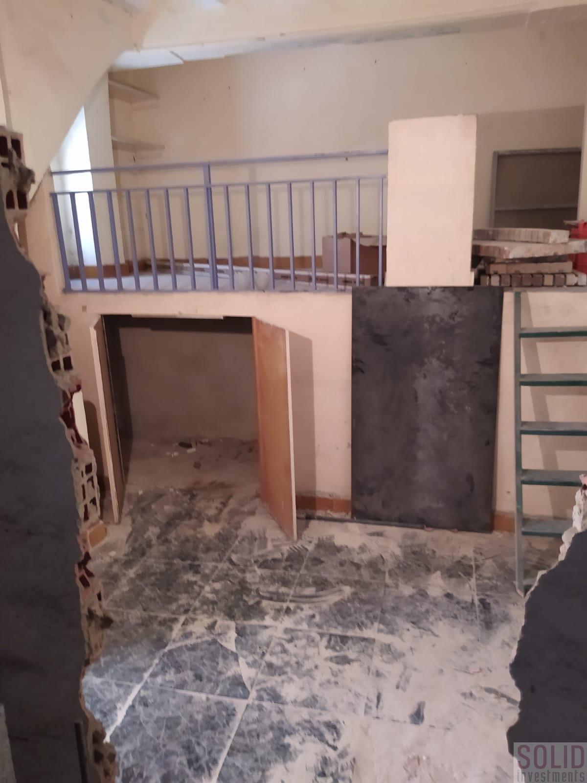 For sale of house in Valencia