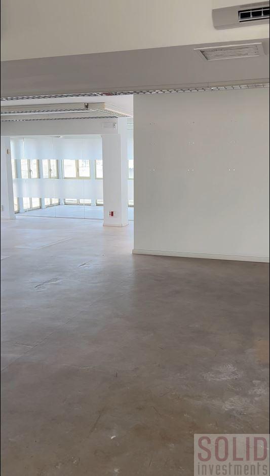 For rent of office in Valencia